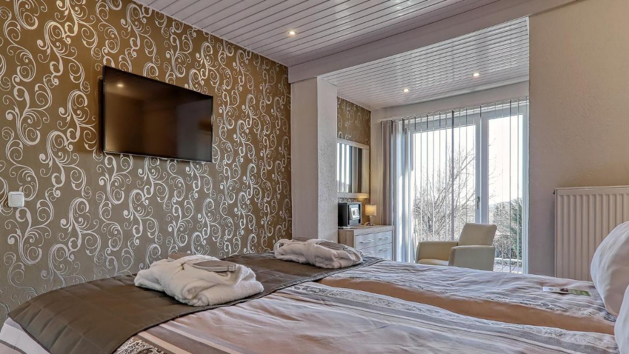 Suit' & Fruehstueck Zum Latschen - Adults Only Mauth Ngoại thất bức ảnh